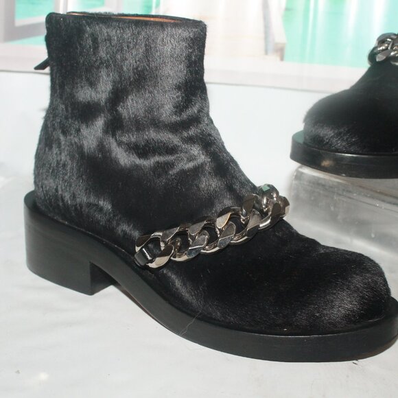 $1550 Givenchy Laura Black Calf Leather Silver Chain Boots Booties - Picture 3 of 9